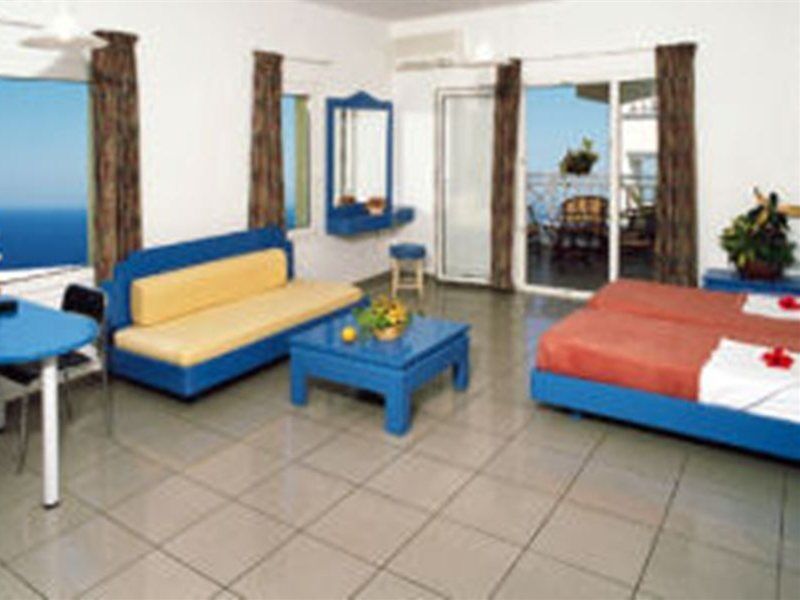 Scala Hotel-Apartments Agia Pelagia  Exterior photo